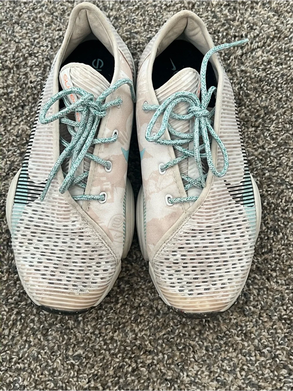 Nike Women's Pale Pink and Teal Athletic Sneakers